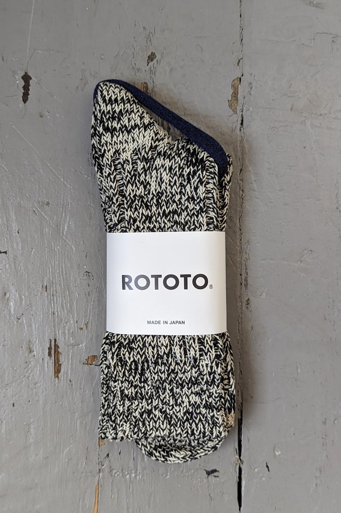 Black Ribbed Crew Socks