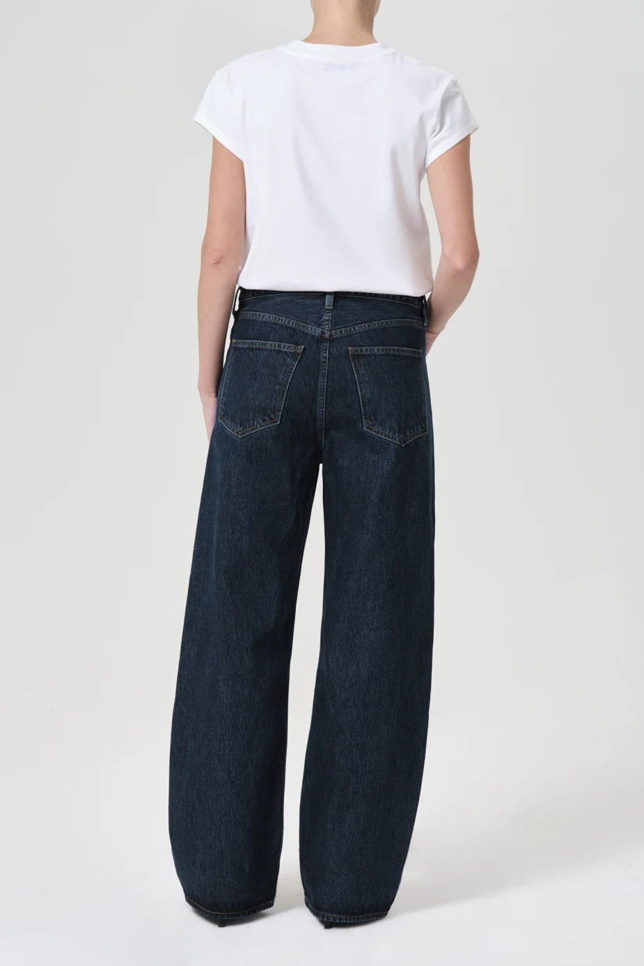 Low Curve Pendulum Jean