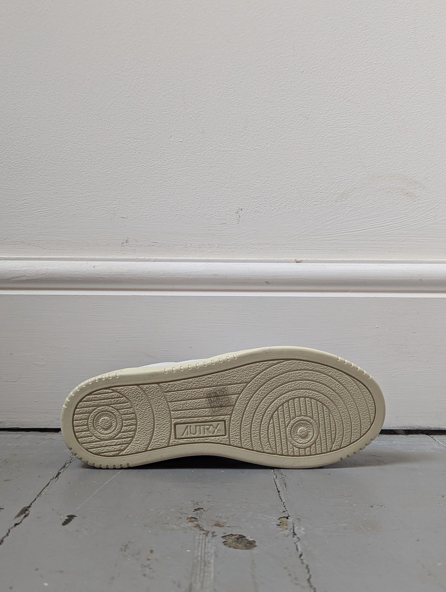 Medalist White Goatskin Leather Sneakers