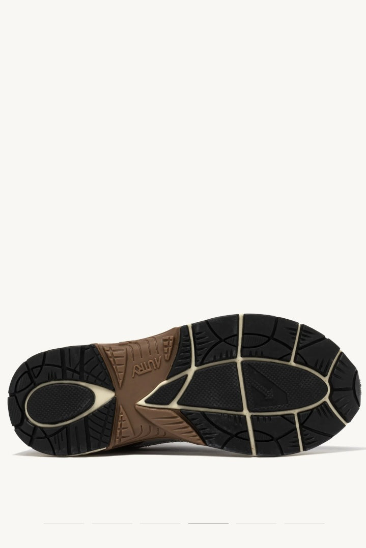 Hyperway Sneakers in Black and Silver Laminated Leather and Mesh