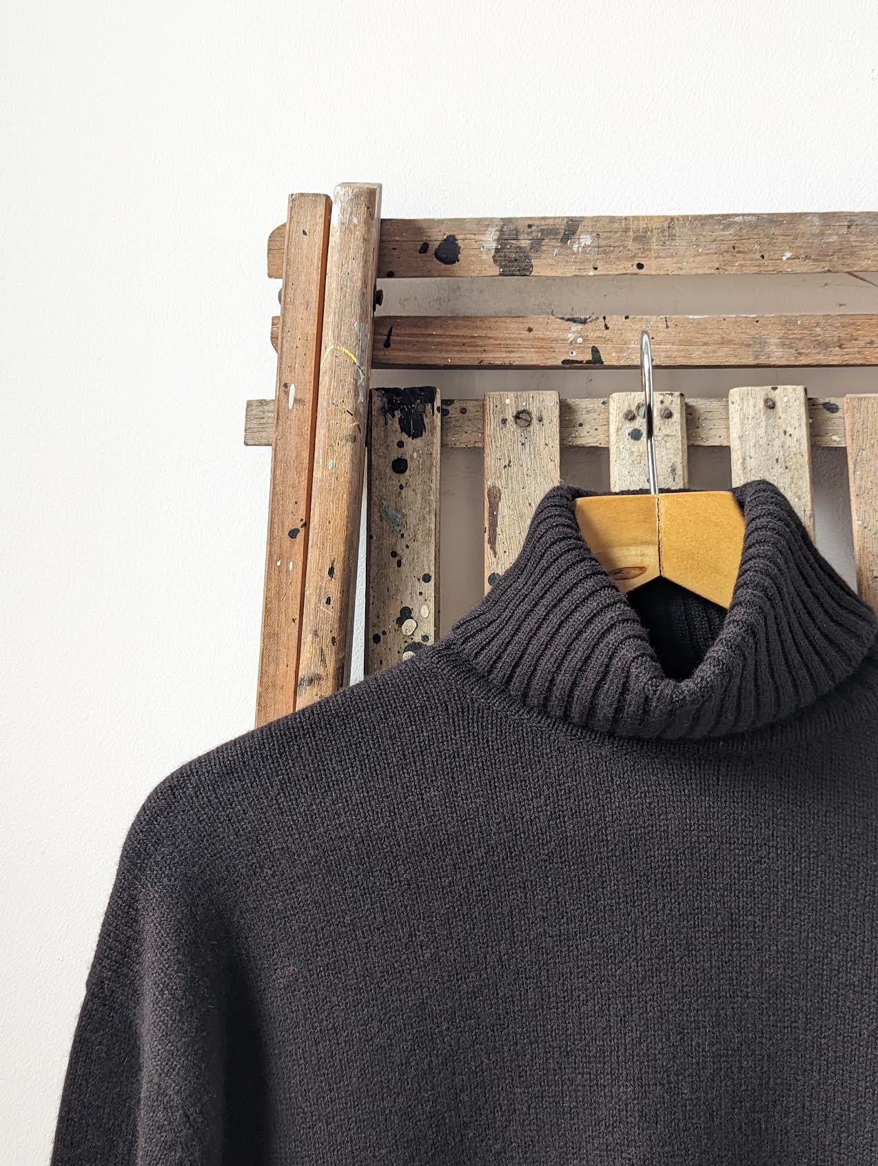 Jumper 1234 - Espresso Roll Collar Cashmere Knit - 32 The Guild