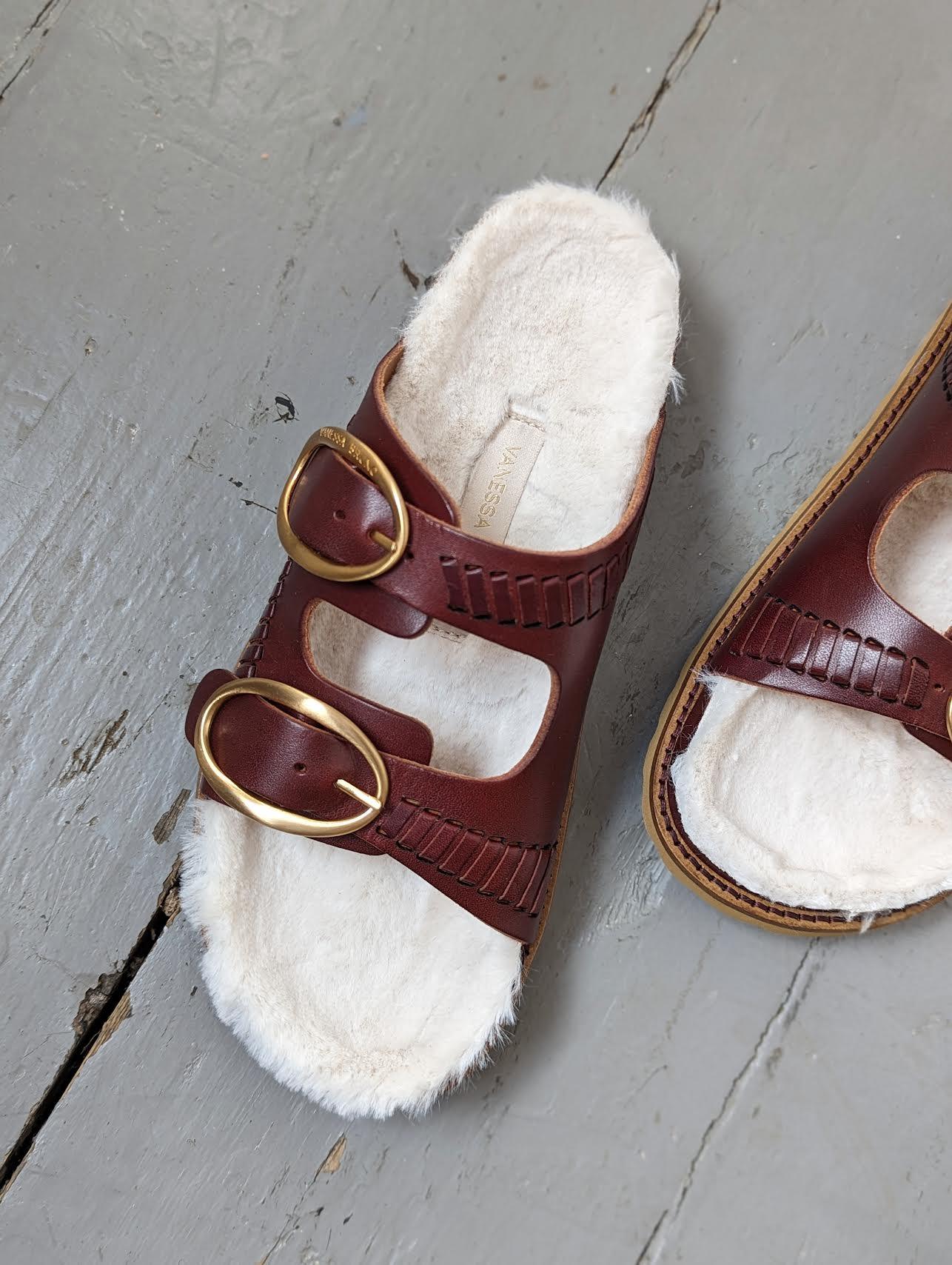 Vanessa Bruno - Fussbet Vegetable Tanned Sandals - 32 The Guild