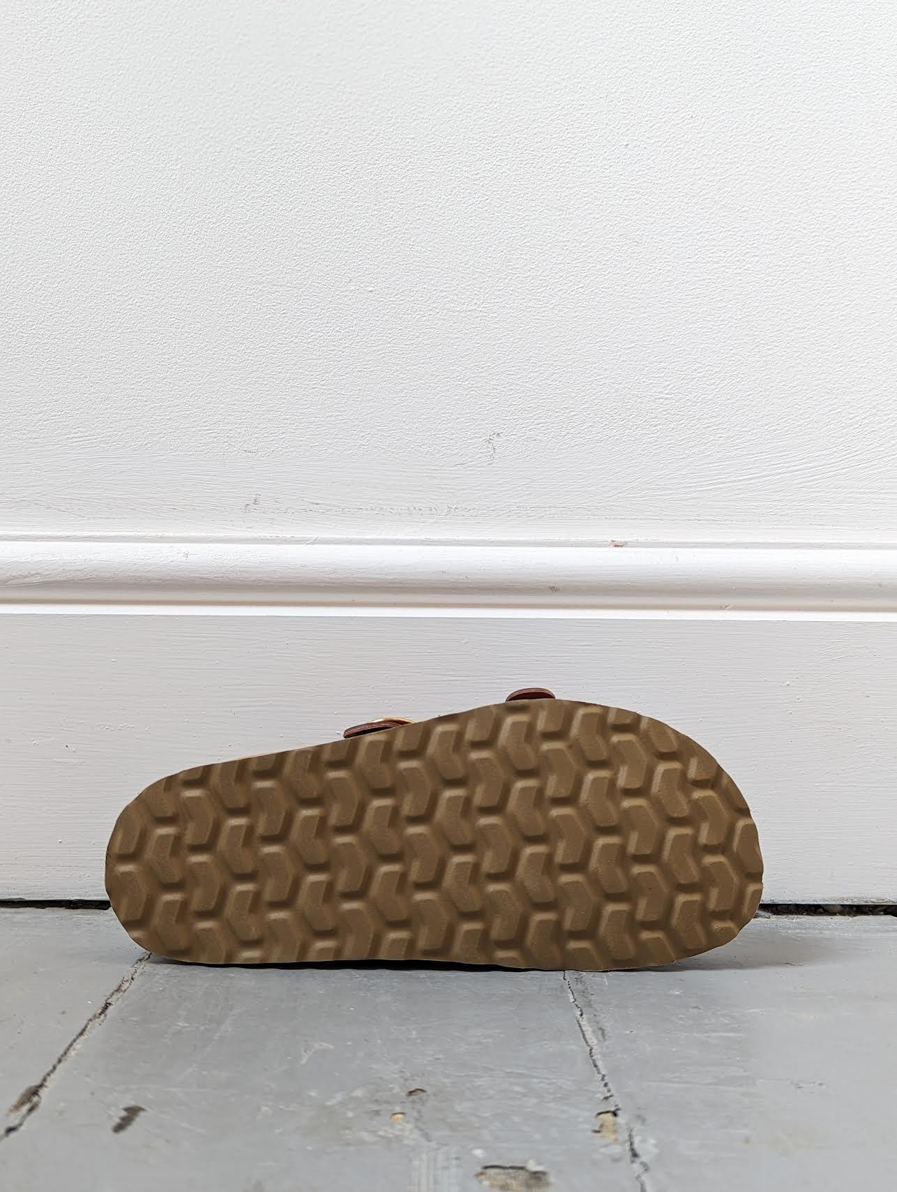 Vanessa Bruno - Fussbet Vegetable Tanned Sandals - 32 The Guild