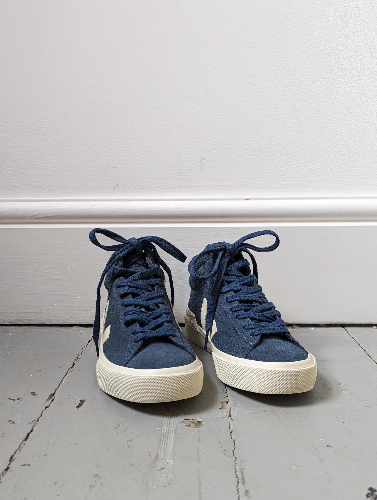 Veja - Minotaur Nautico Suede Hi-Top Sneakers - 32 The Guild