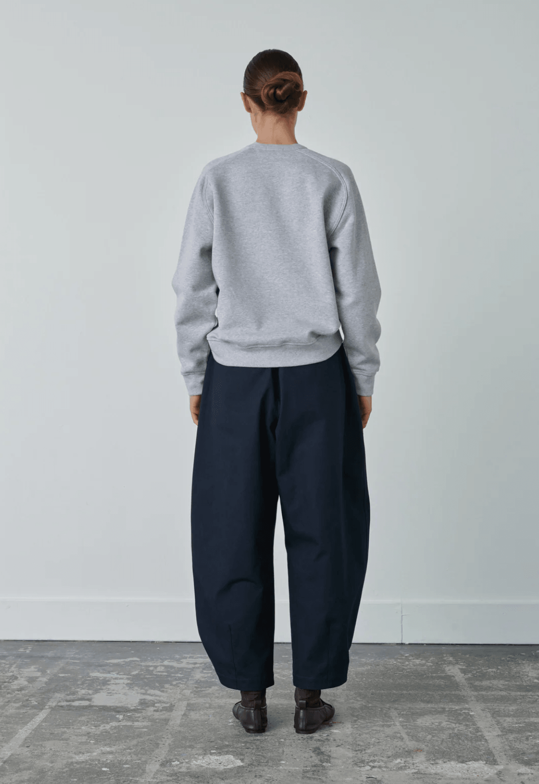 Soeur - Paris Embroidered Grey Sweatshirt - 32 The Guild