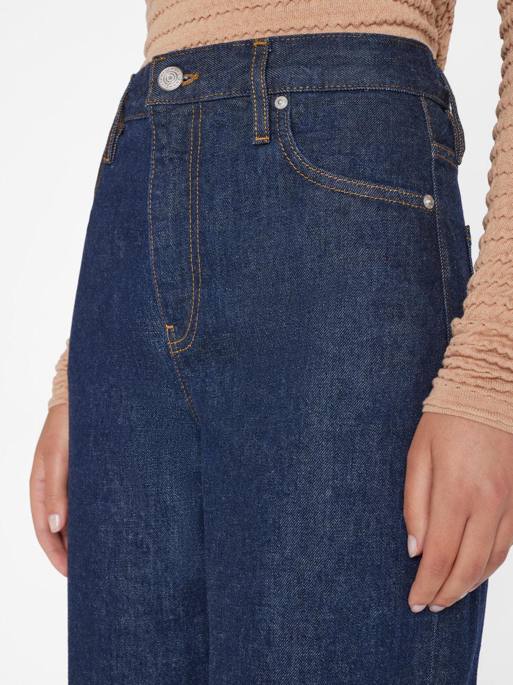 Frame - Ultra High-Rise Barrel Leg Rinse Jeans - 32 The Guild
