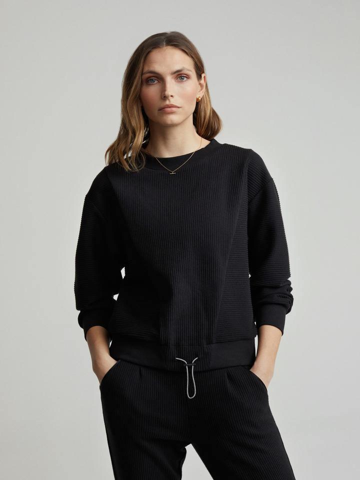 Varley - Arleta Black Sweatshirt - 32 The Guild