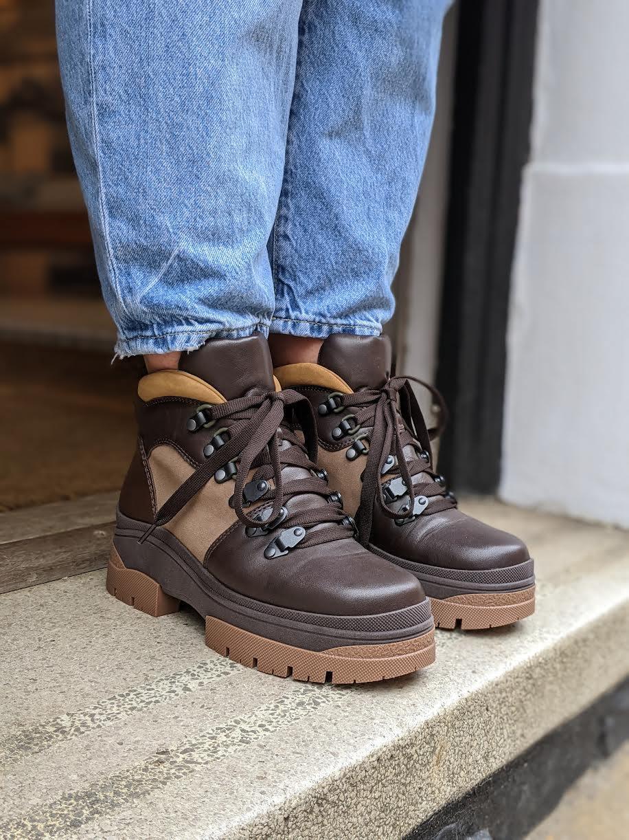 See By Chloe - Aure Tan Padded Ankle Boots - 32 The Guild