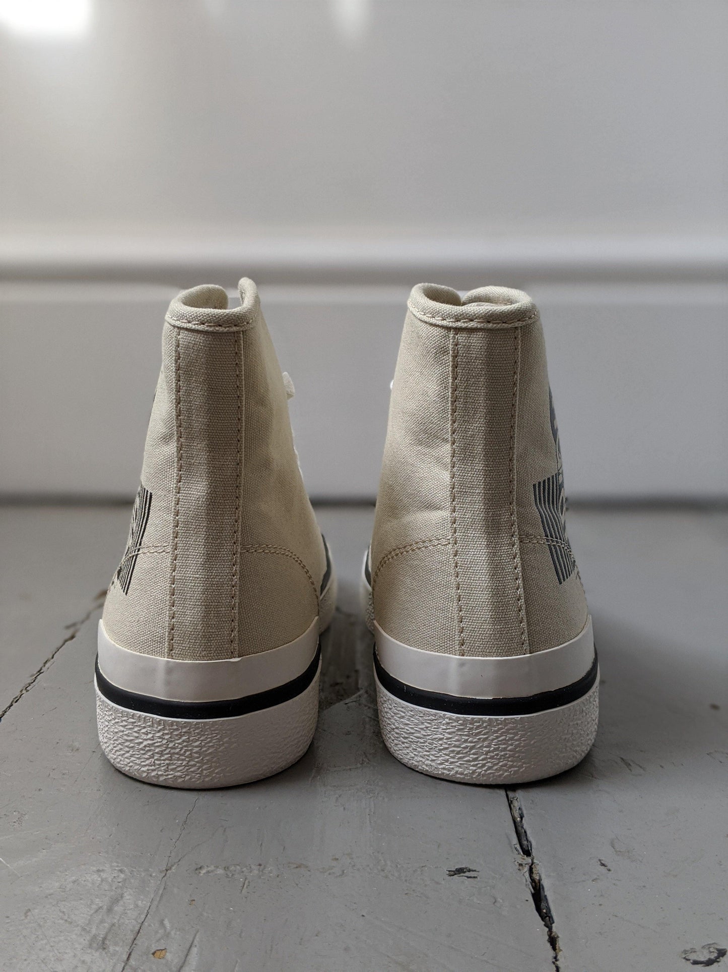 isabel marant etoile benkeen ecru sneakers