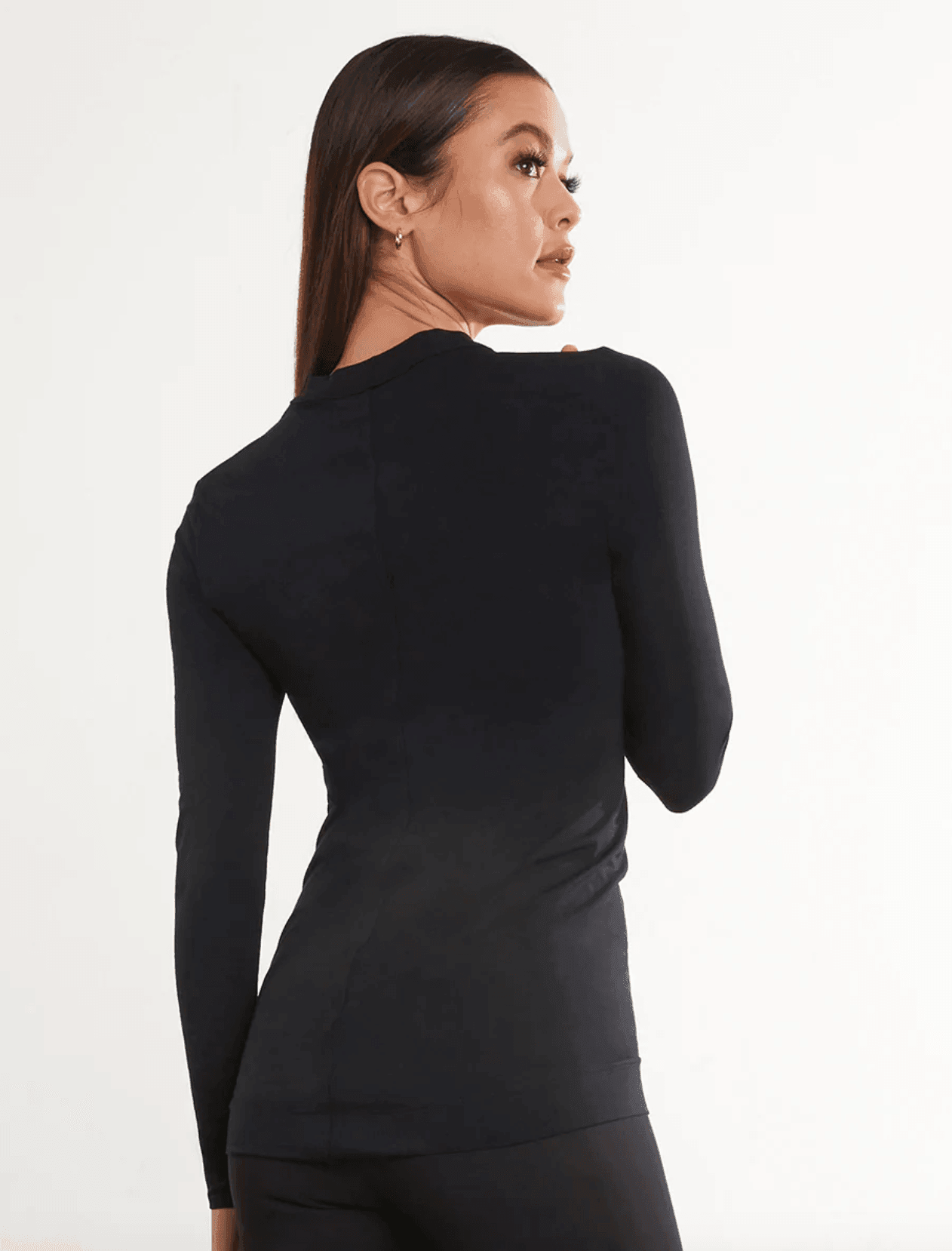 Commando - Butter Long Sleeved Black Top - 32 The Guild
