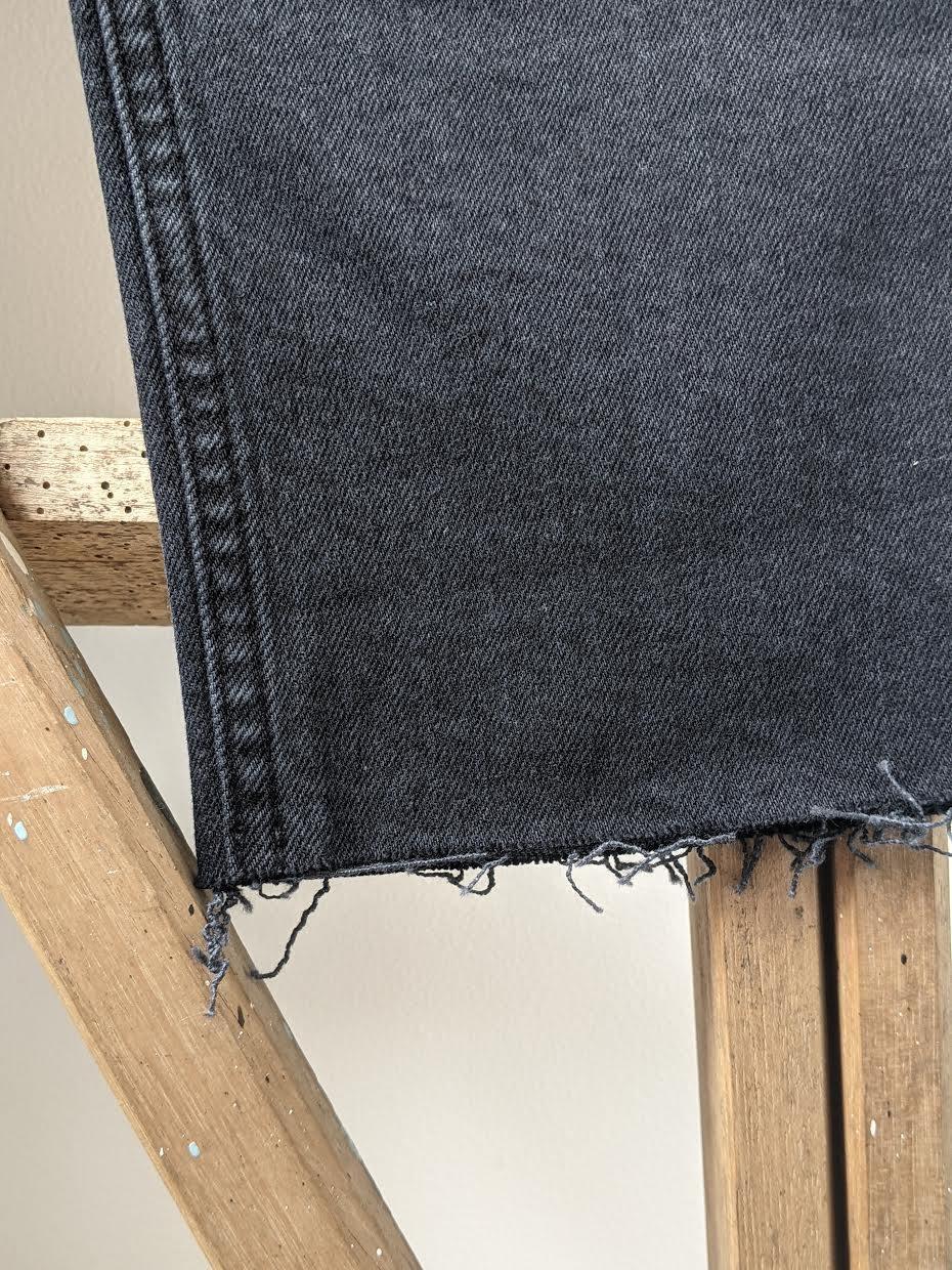 Re/Done - High-Rise Faded Black Stove Pipe Jeans - 32 The Guild