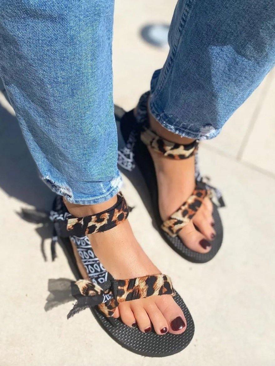 Arizona Love - Leopard & Black Bandana Trekky Sandals - 32 The Guild