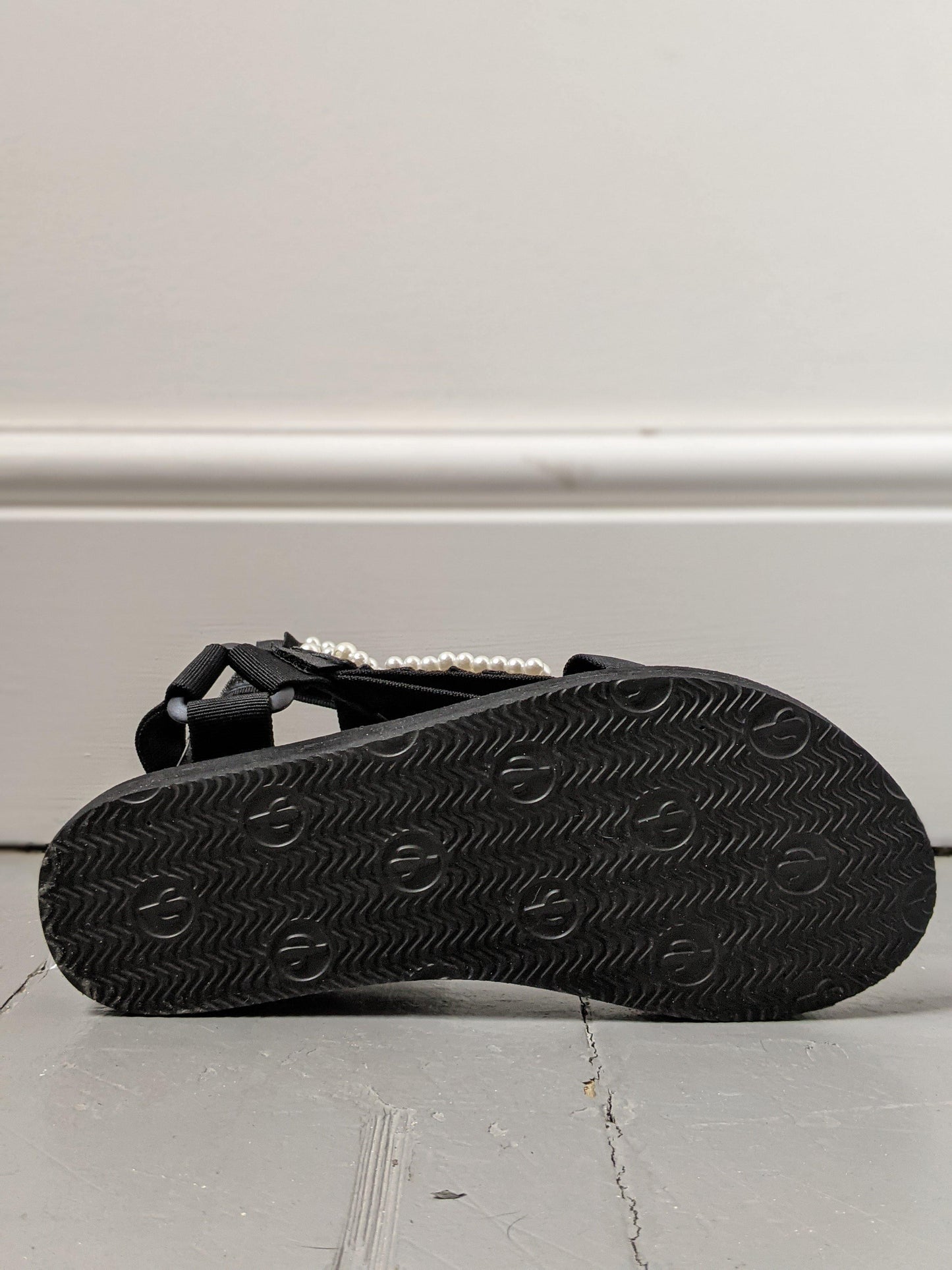 arizona love leopard black bandana trekky sandals
