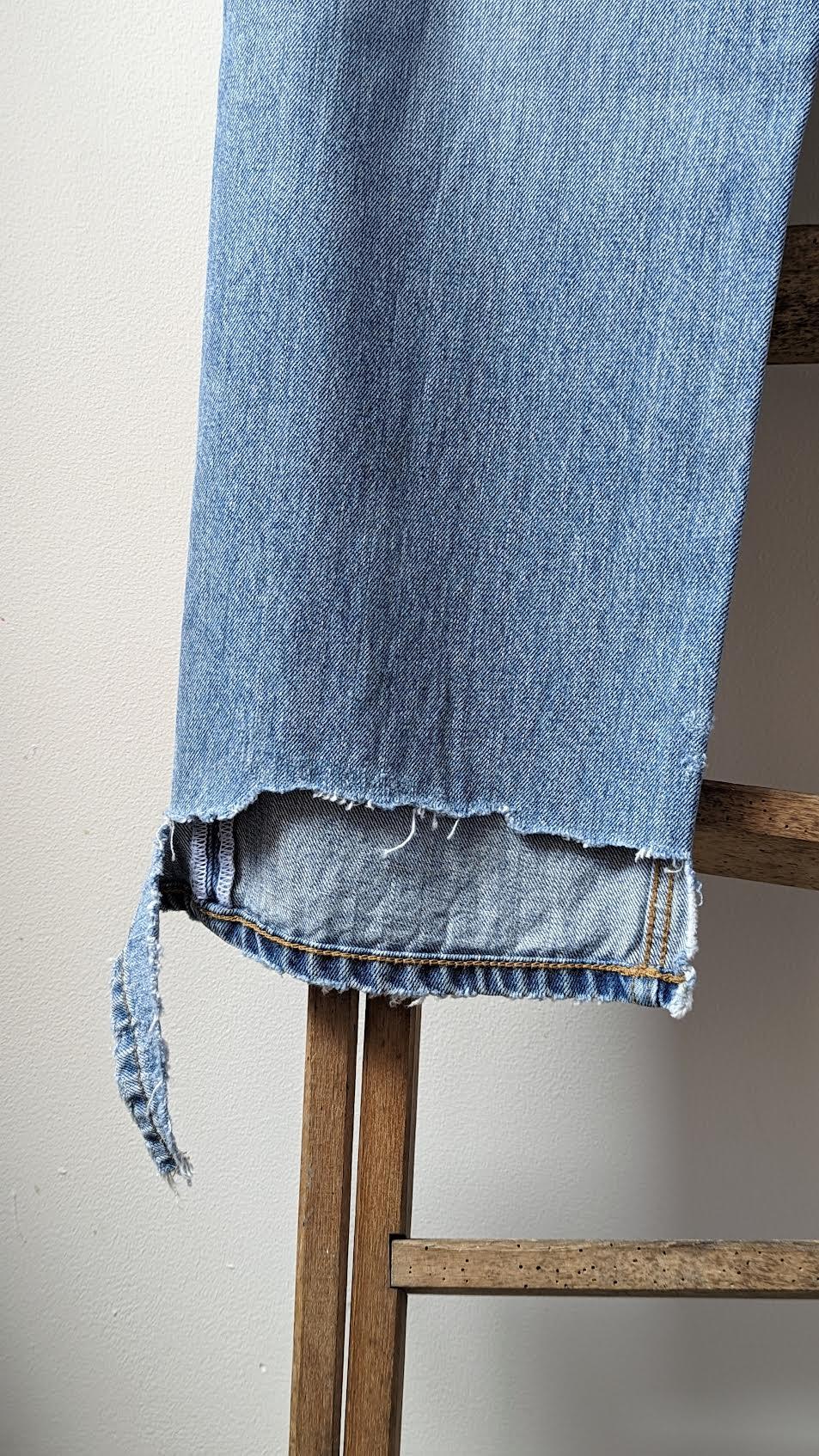 Re/Done - Loose Long Ripped & Faded Indigo Jeans - 32 The Guild