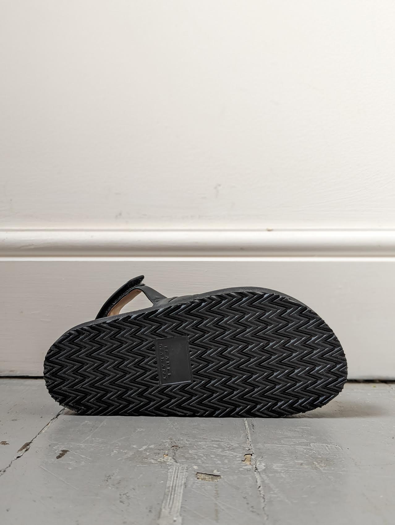 Isabel Marant Etoile - Madee Black Leather Velcro Sandals - 32 The Guild
