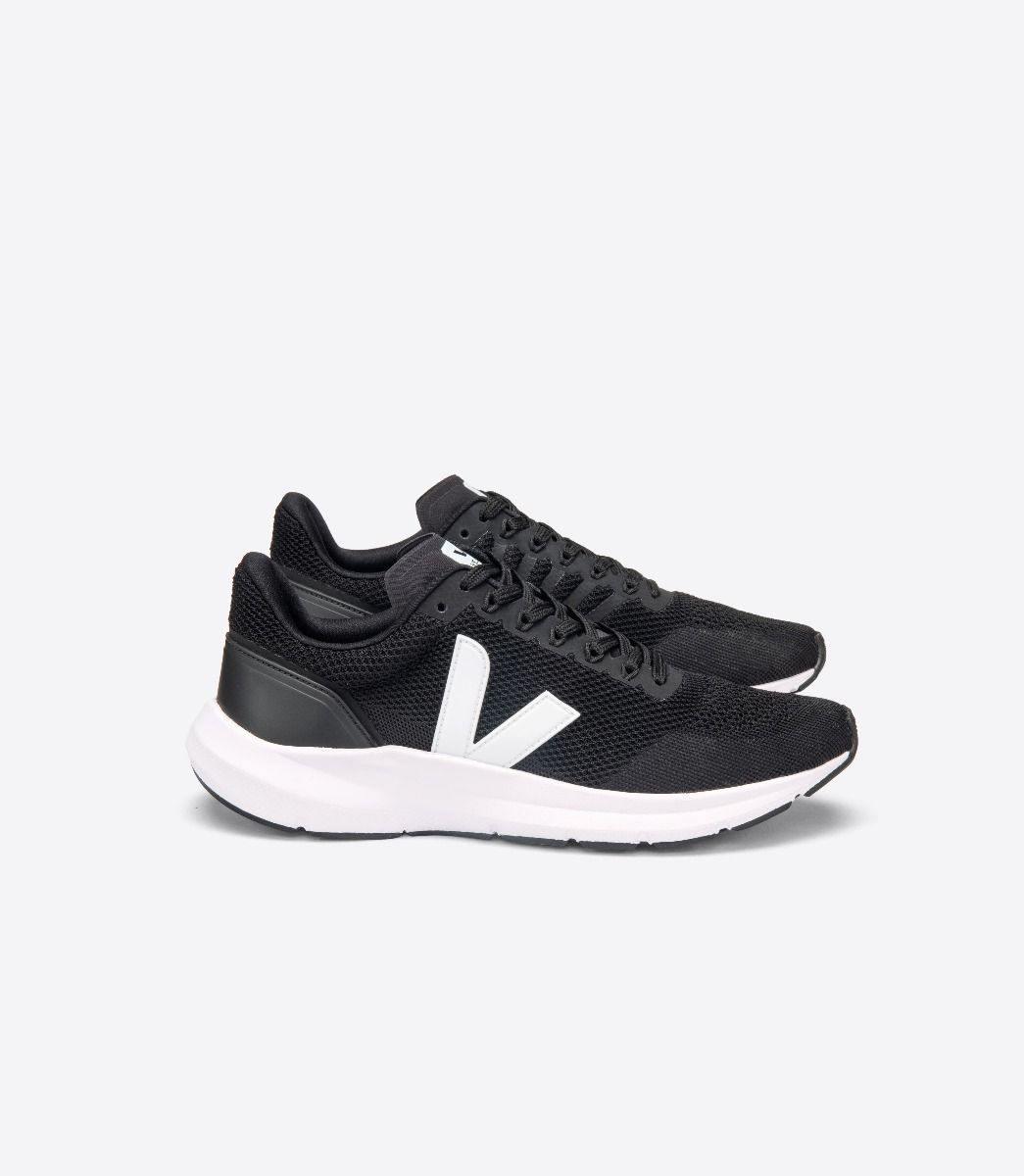 Veja - Marlin Black & White Sneakers - 32 The Guild