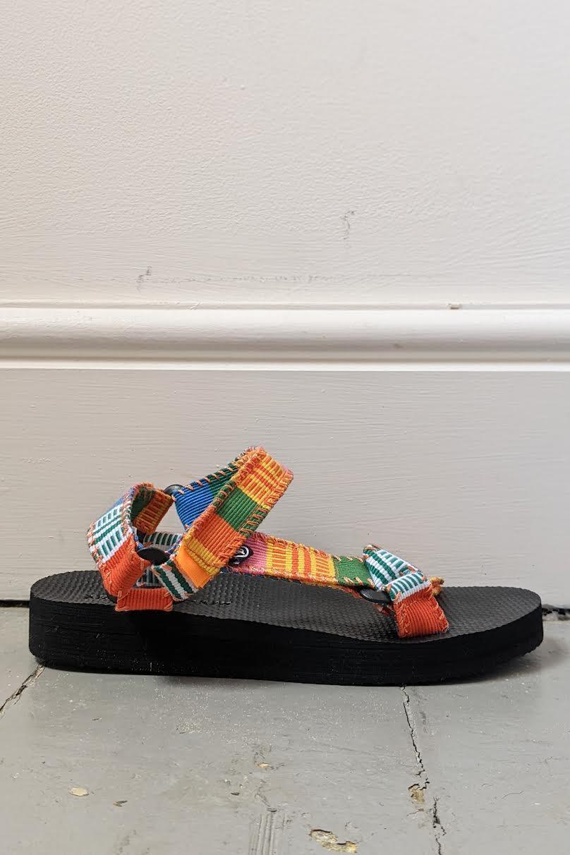 Arizona Love - Mexican Trekky Sandals - 32 The Guild