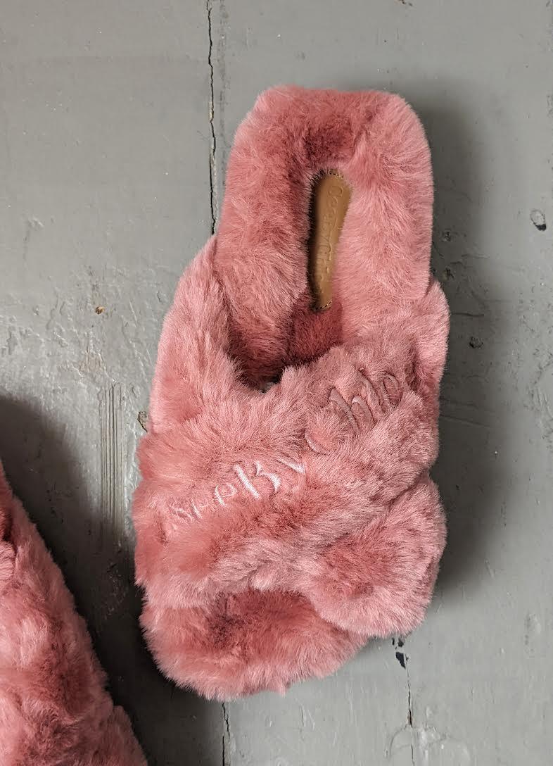 See By Chloe - Pink Faux Fur Cross-Over Sandals - 32 The Guild