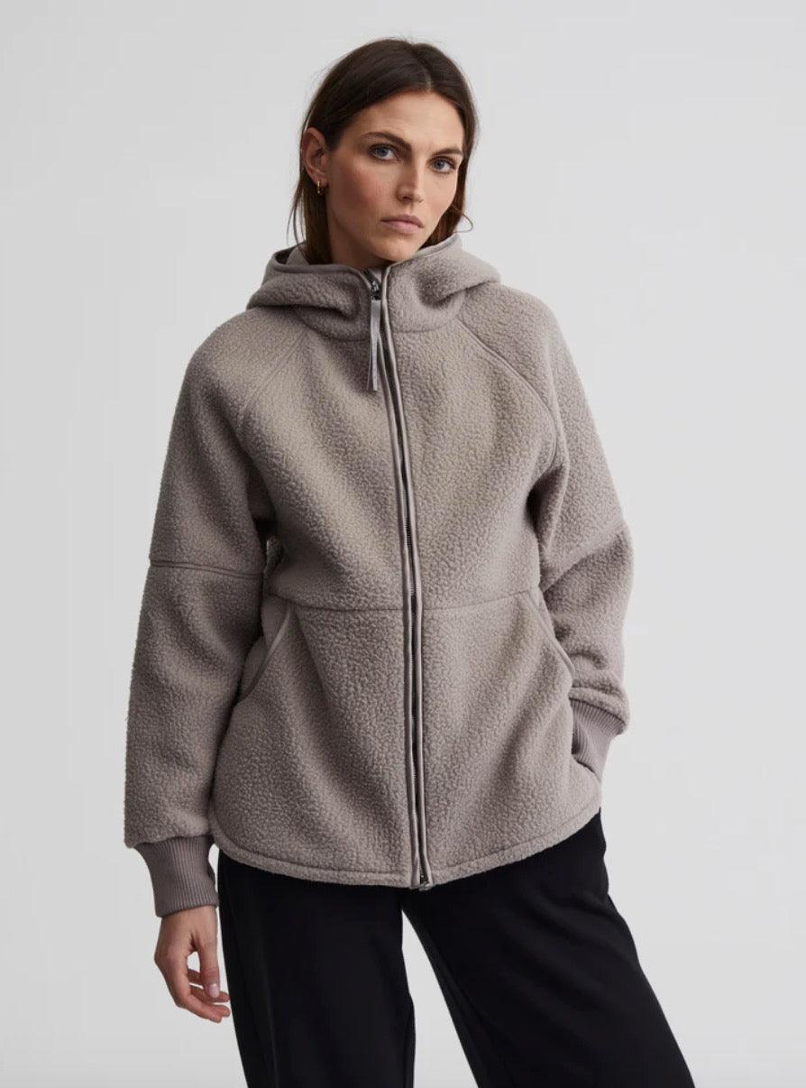 Varley - Raley Satellite Zip Fleece - 32 The Guild