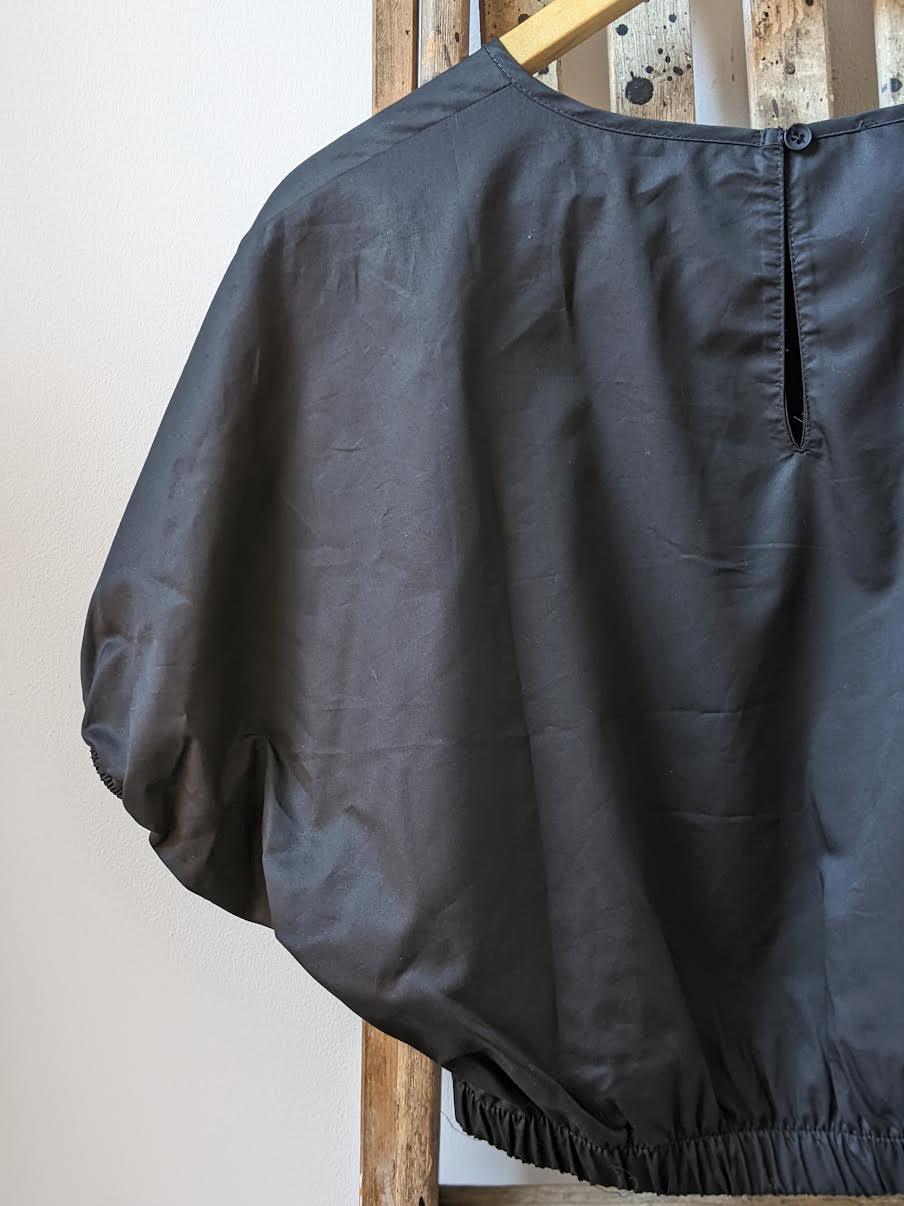 Devotion Twins - Samos Black Crop Blouse - 32 The Guild