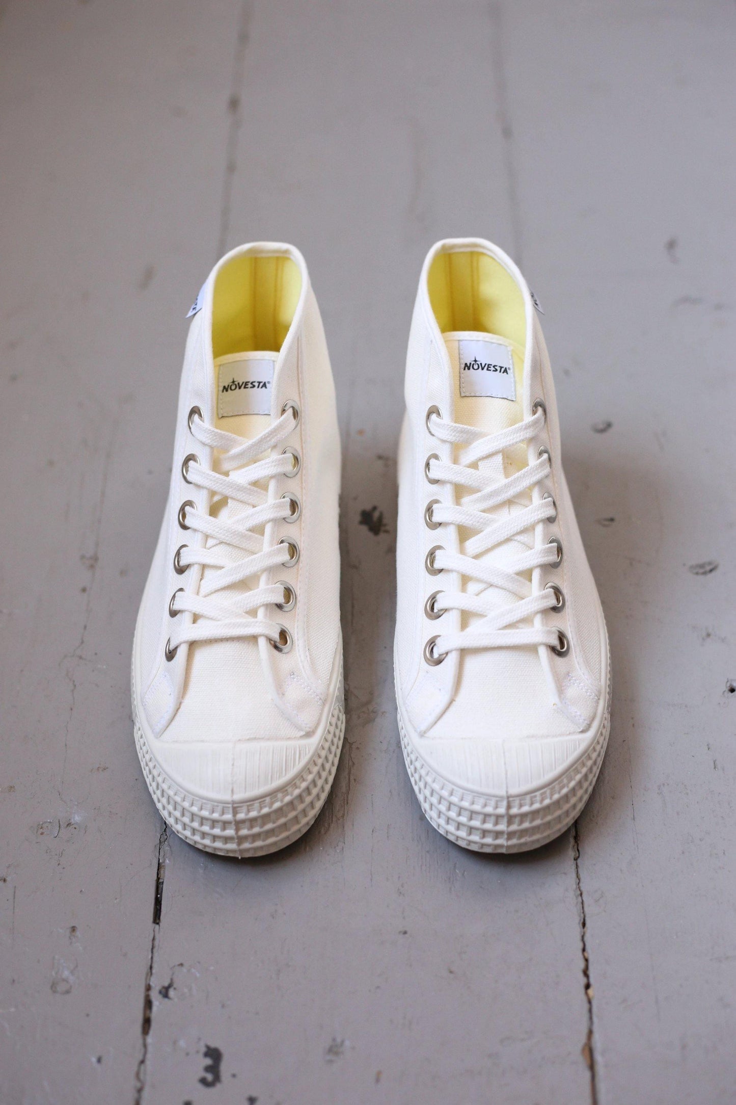 Novesta - Star Dribble White Canvas Hi-Top Sneakers - 32 The Guild