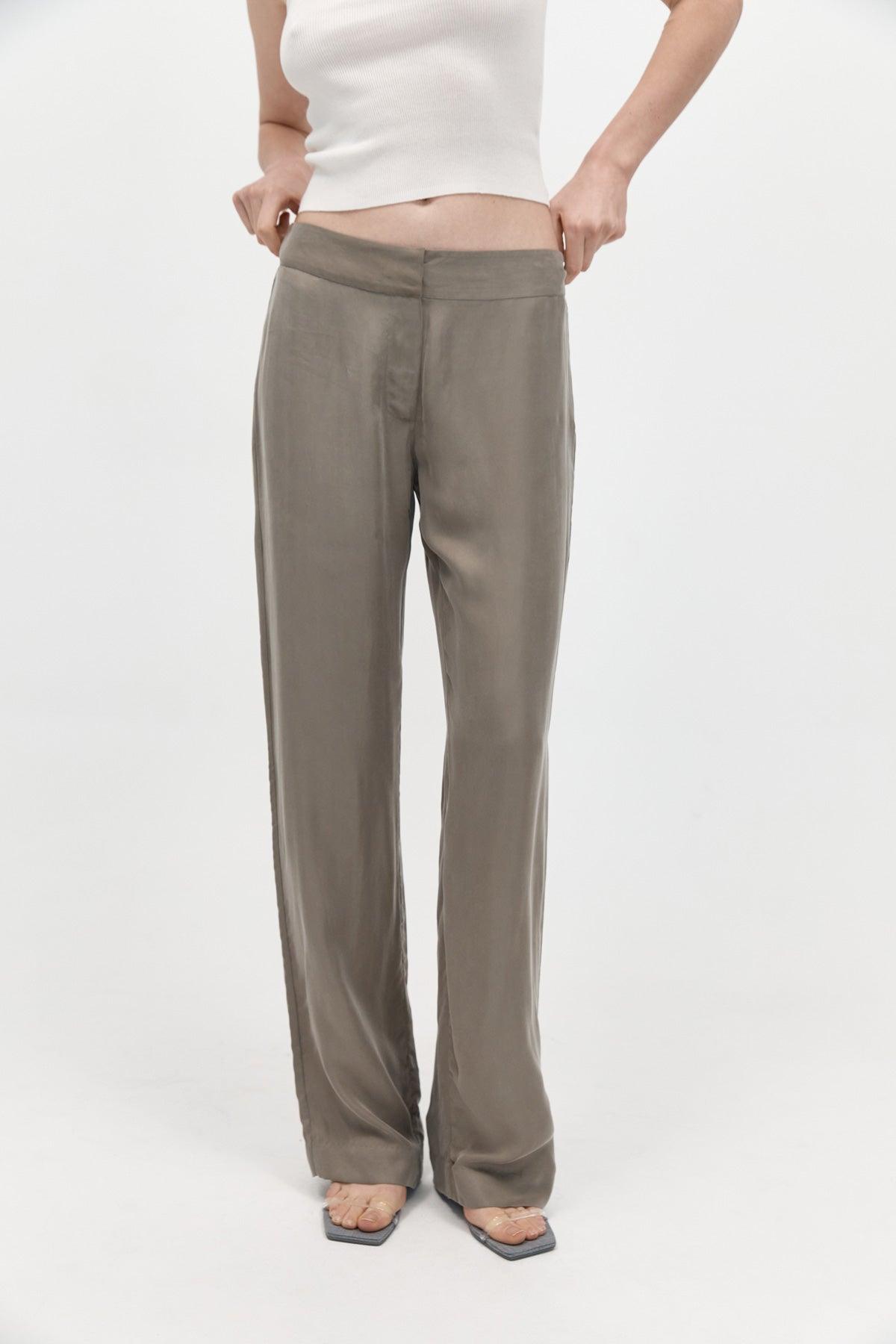 St. Agni - Straight Leg Caster Grey Trousers - 32 The Guild