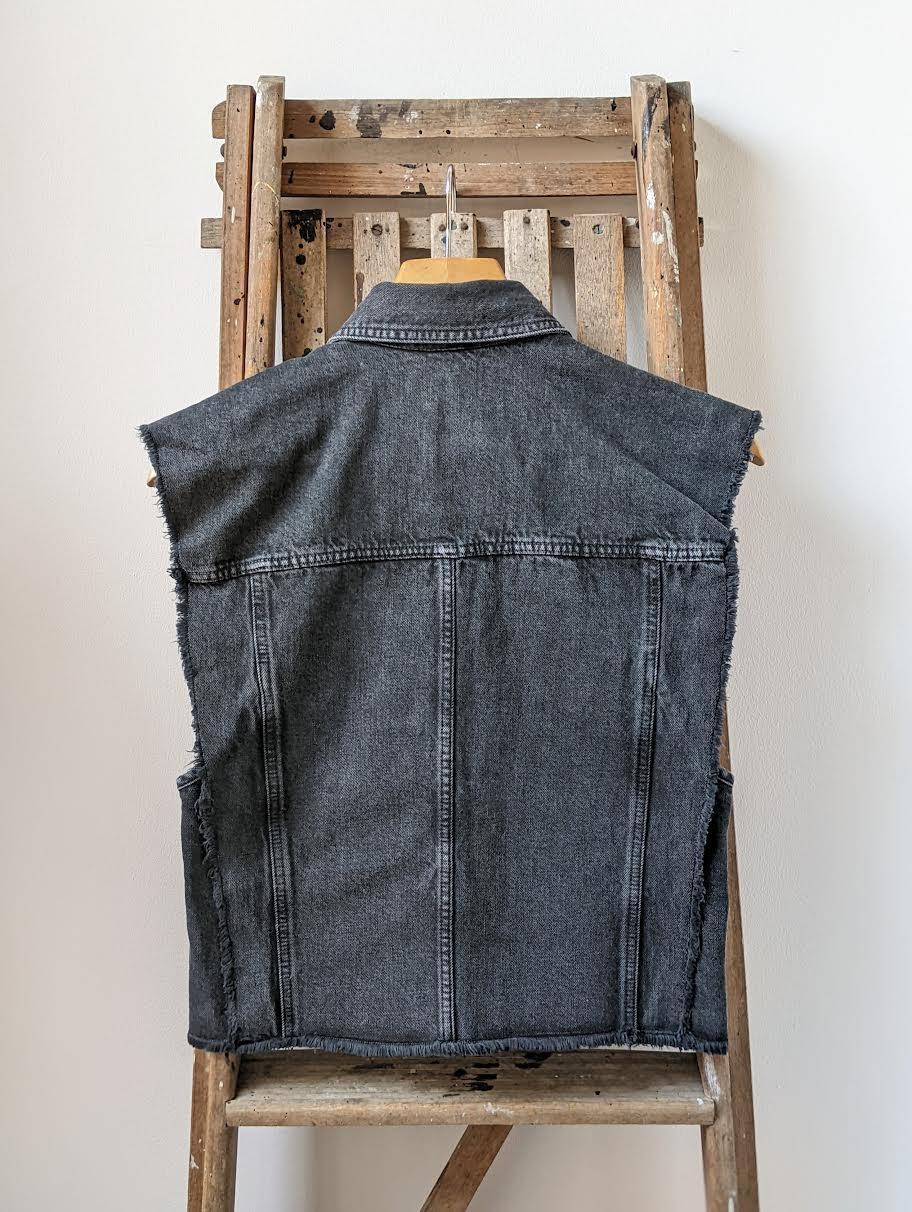 Isabel Marant Etoile - Tyra Faded Black Sleeveless Denim Jacket - 32 The Guild