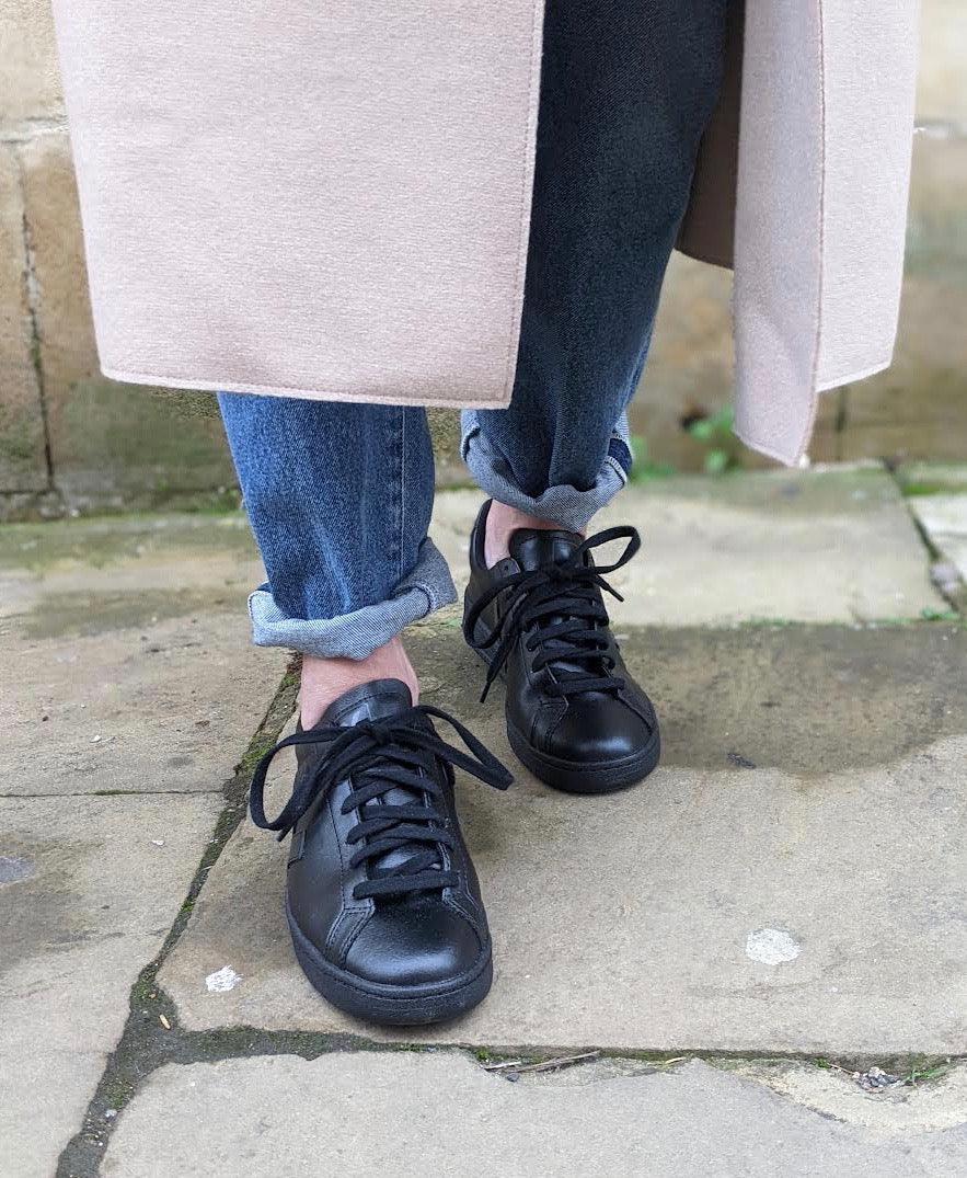 Veja - Urca Full Black Vegan Sneakers - 32 The Guild