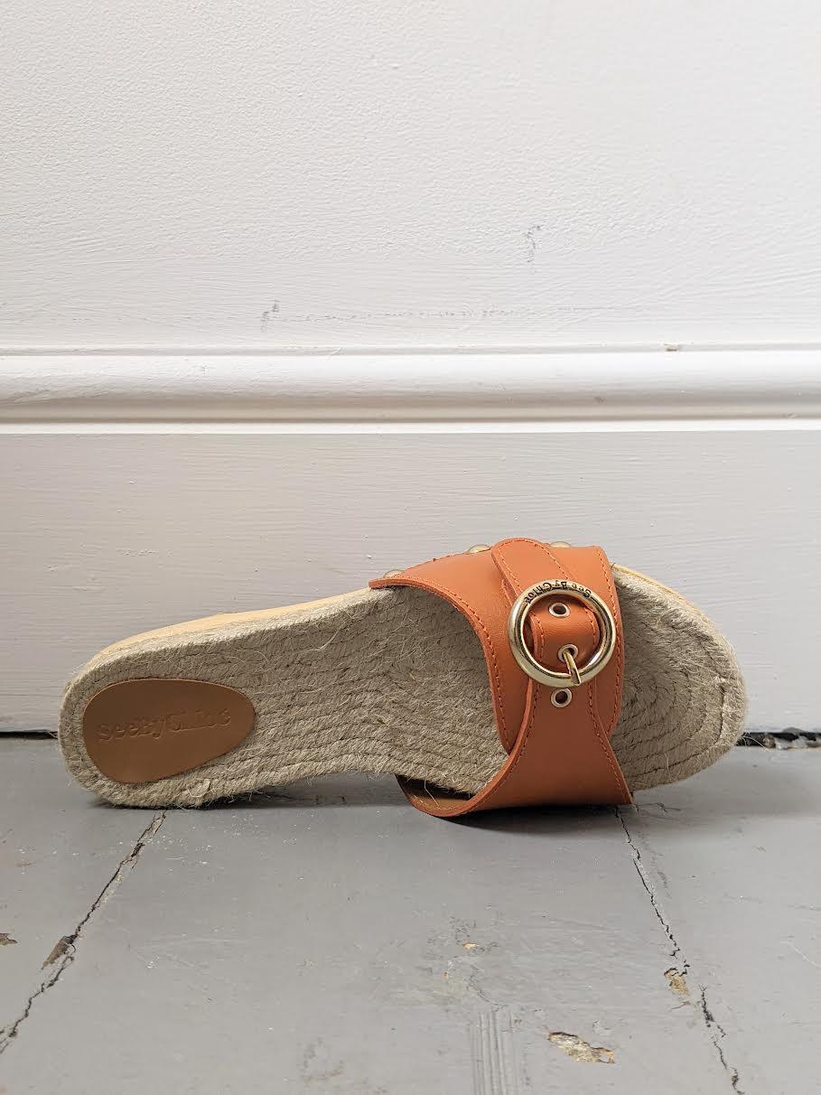 See By Chloe - Viviane Sunset Tan Clog Sandals - 32 The Guild
