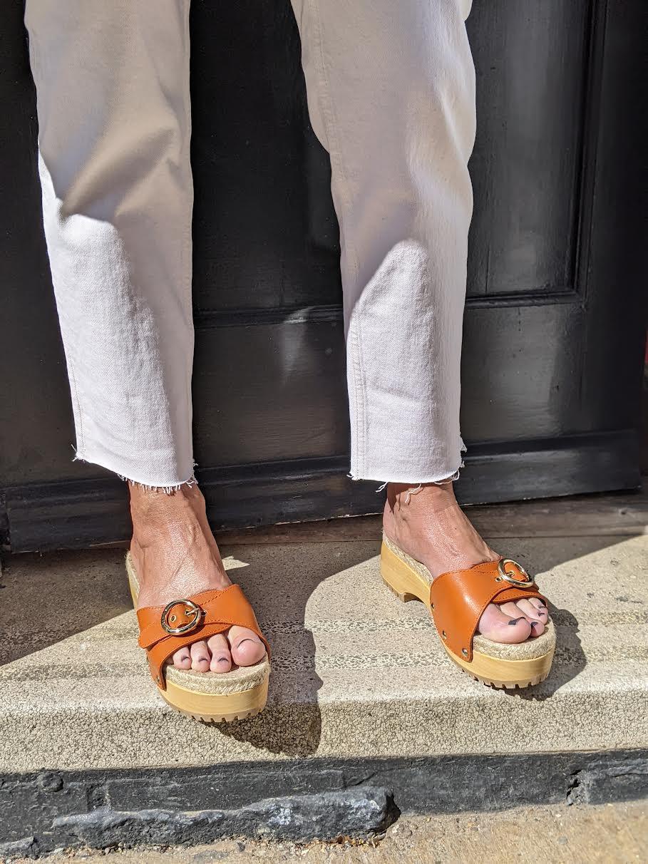 See By Chloe - Viviane Sunset Tan Clog Sandals - 32 The Guild
