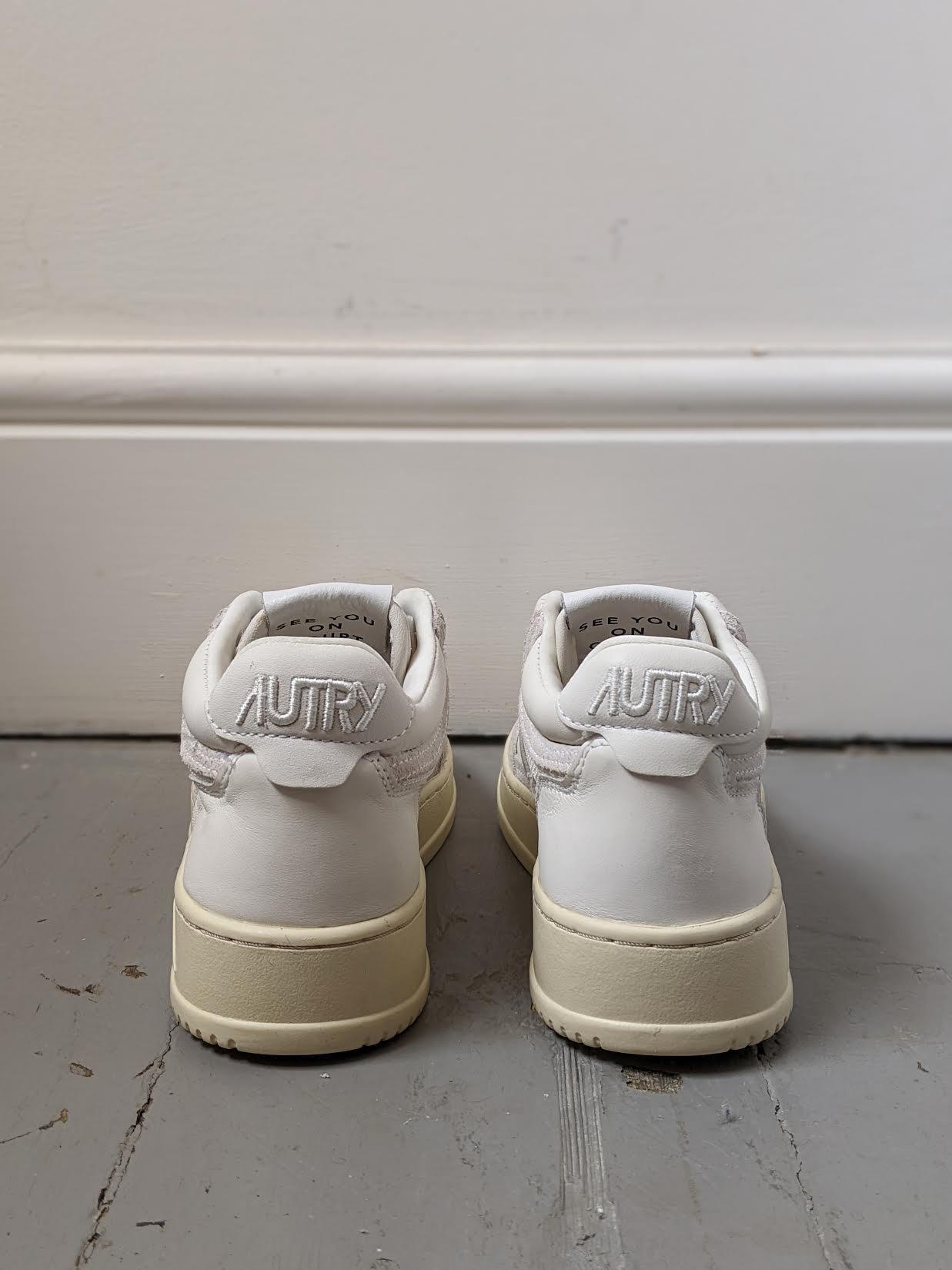 Autry - White Open Mid-Top Leather & Suede Sneakers - 32 The Guild