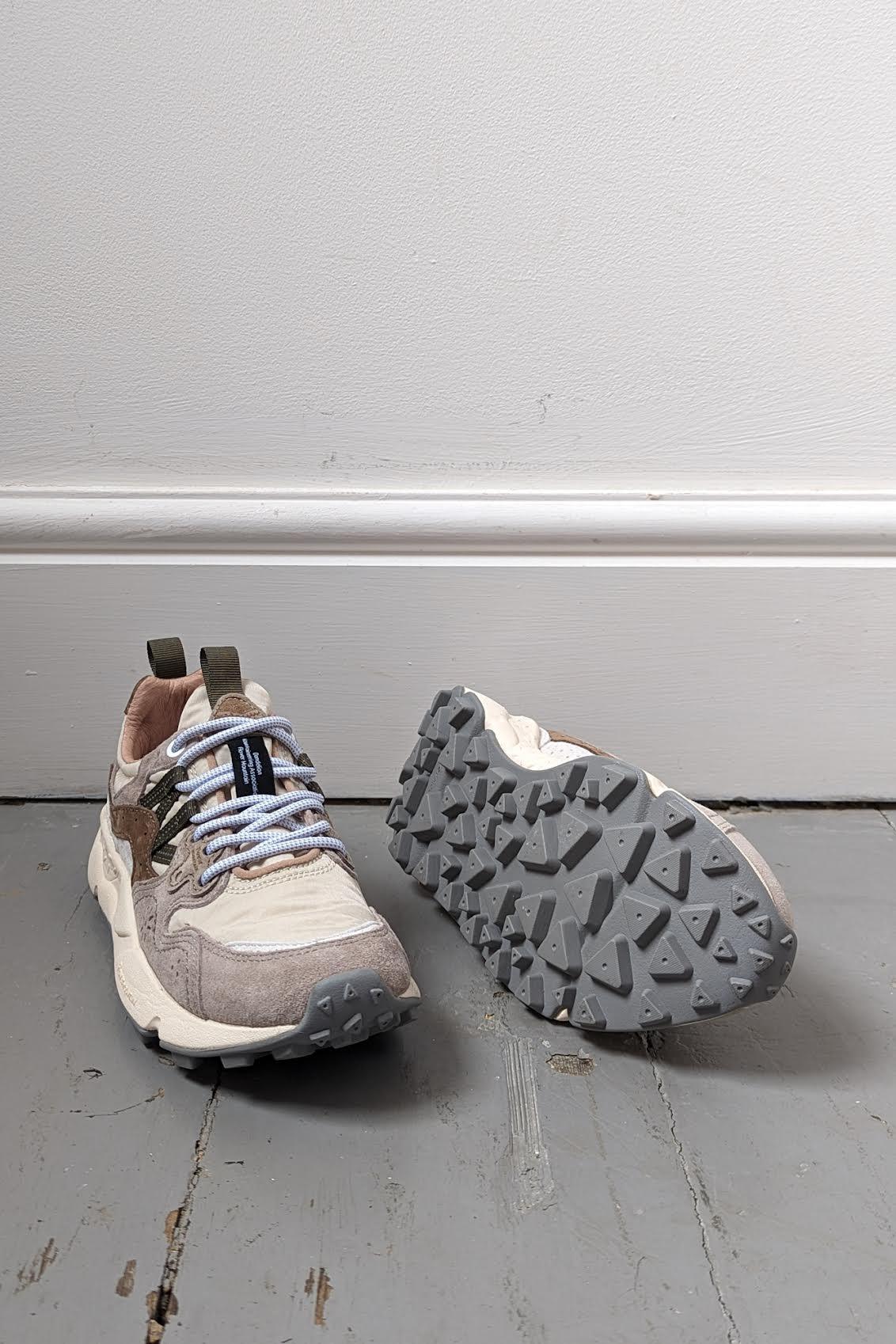 Flower Mountain - Yamano Beige Sneakers - 32 The Guild