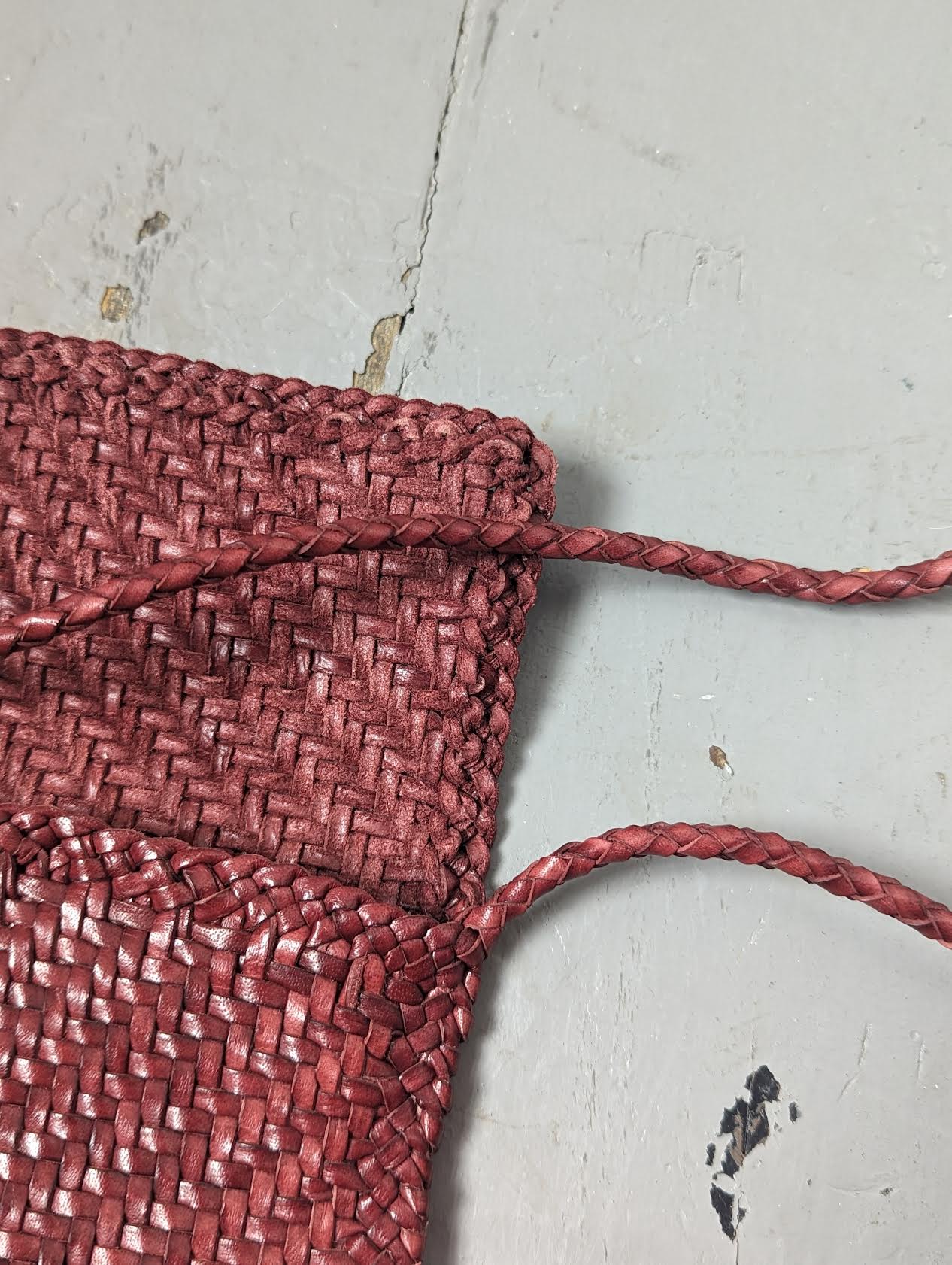 Dragon Diffusion - Bordeaux woven leather cross-body phone bag