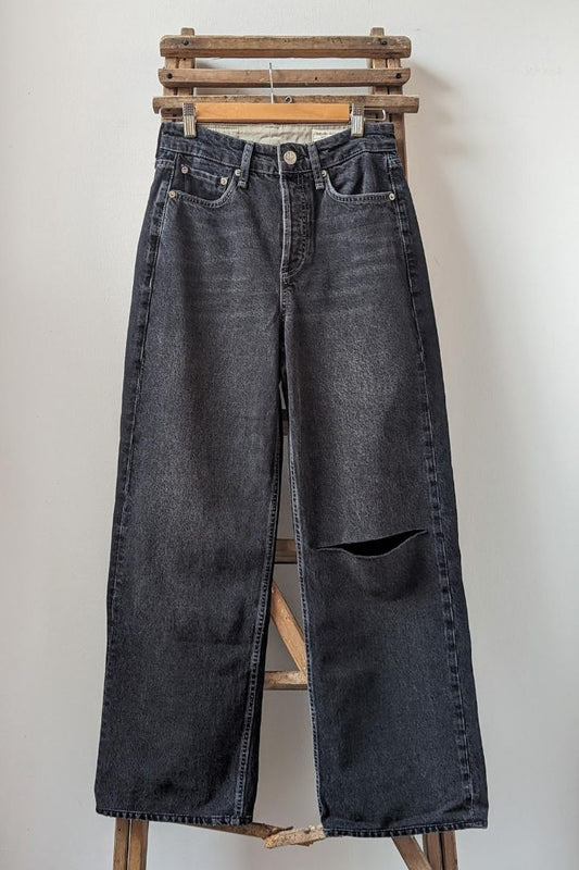 REGUILD - PRELOVED - Rag & Bone Ripped Jeans size 25 - Image 1