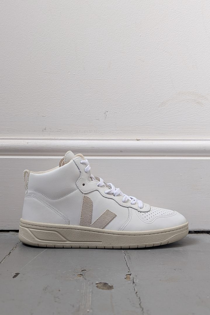 Veja White Leather Hi-Tops size 40