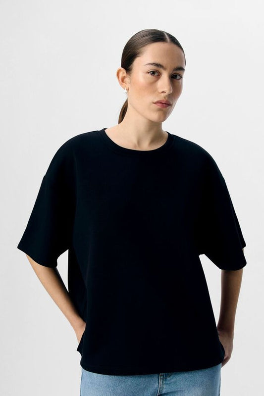 Objandrea Boxy Black T-Shirt