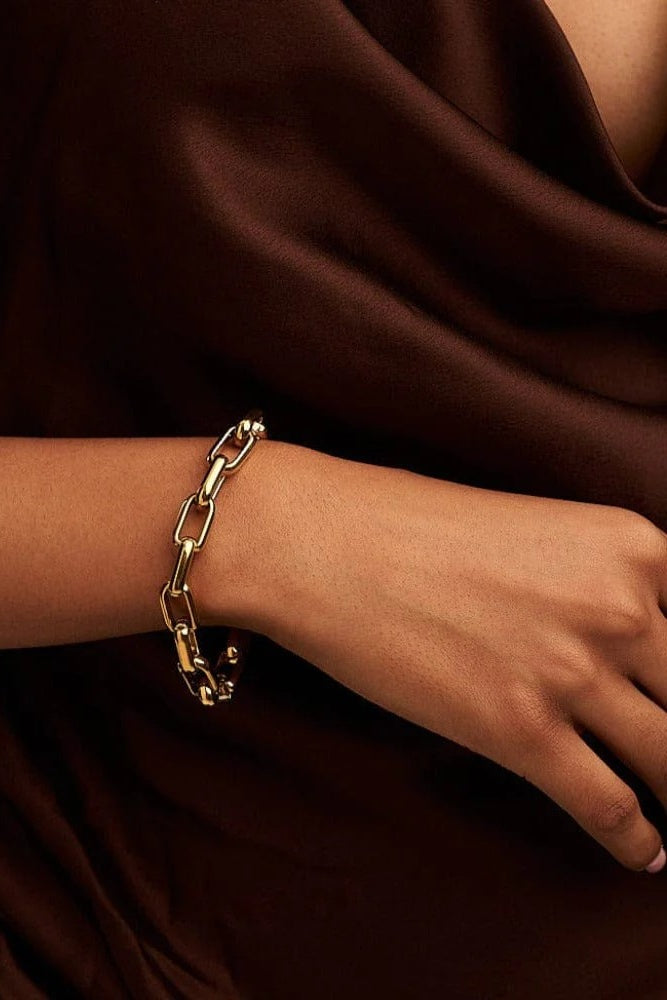 Rectangle Gold Link T-Bar Bracelet