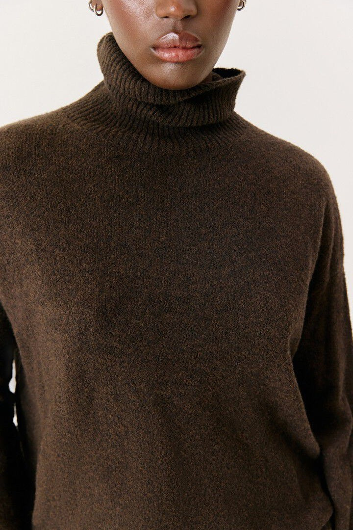 Ouity Choco Melange Roll Neck Jumper