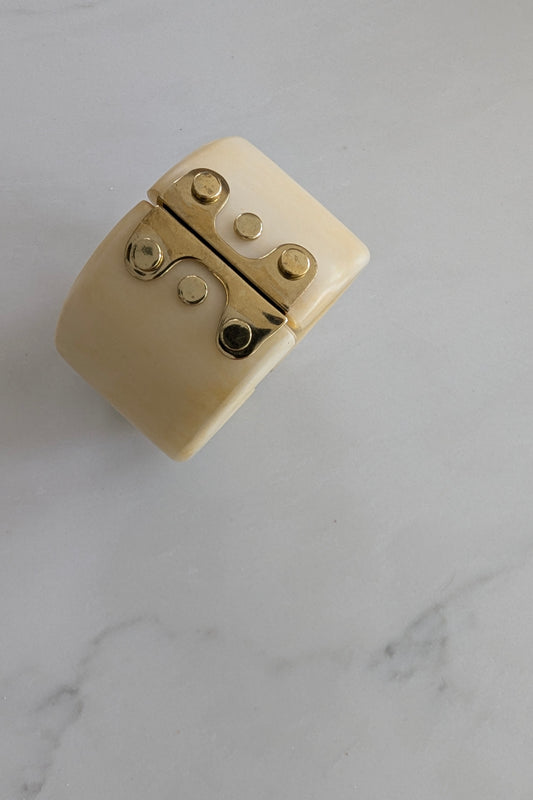 Hoda White Bracelet Cuff