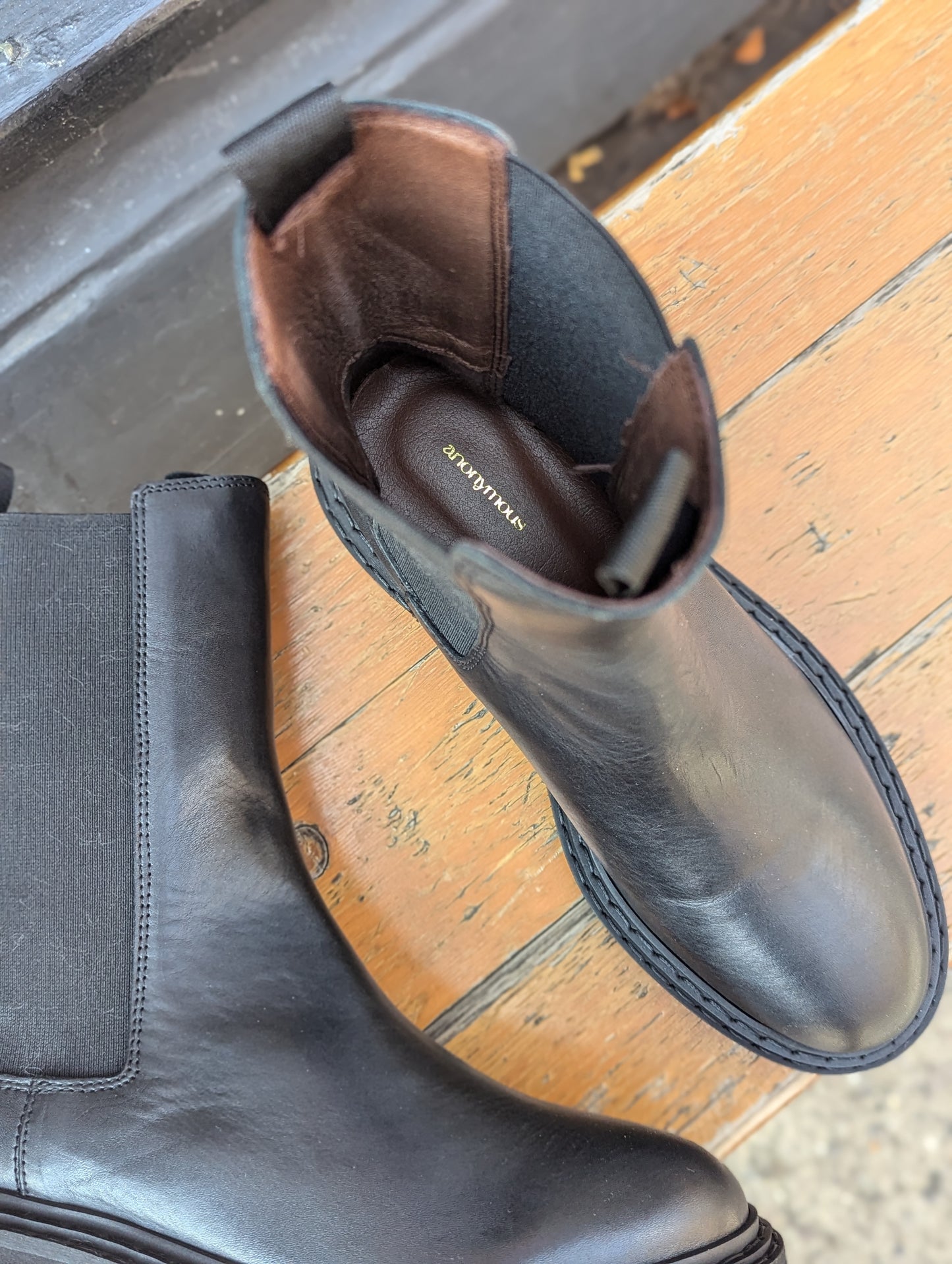 Haily Sport Black Leather Chelsea Boots