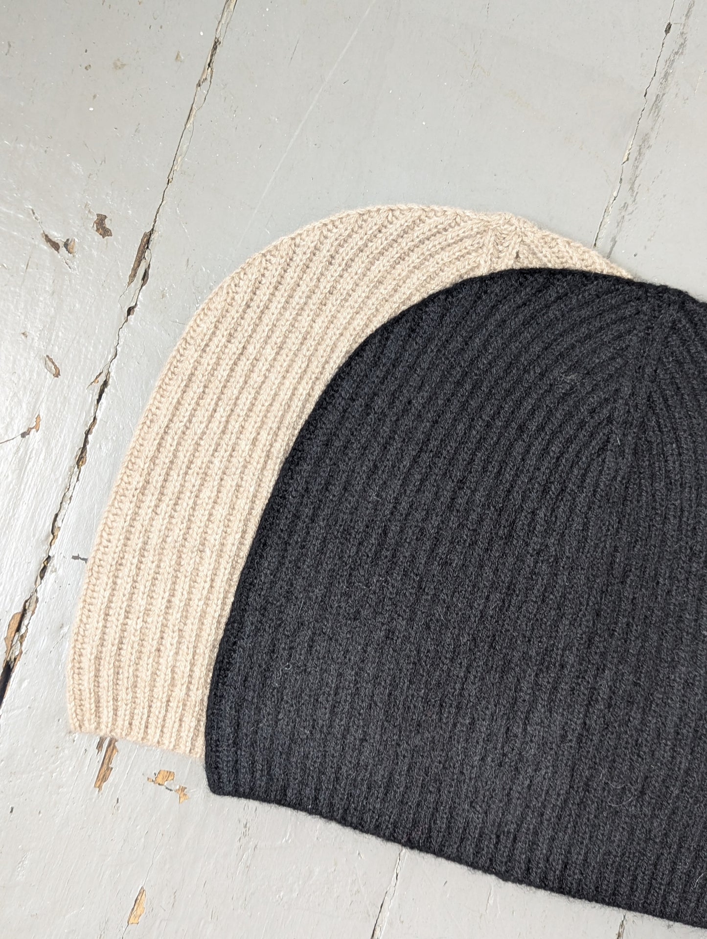 Organic Light Brown / Black Ribbed Cashmere Beanie Hat