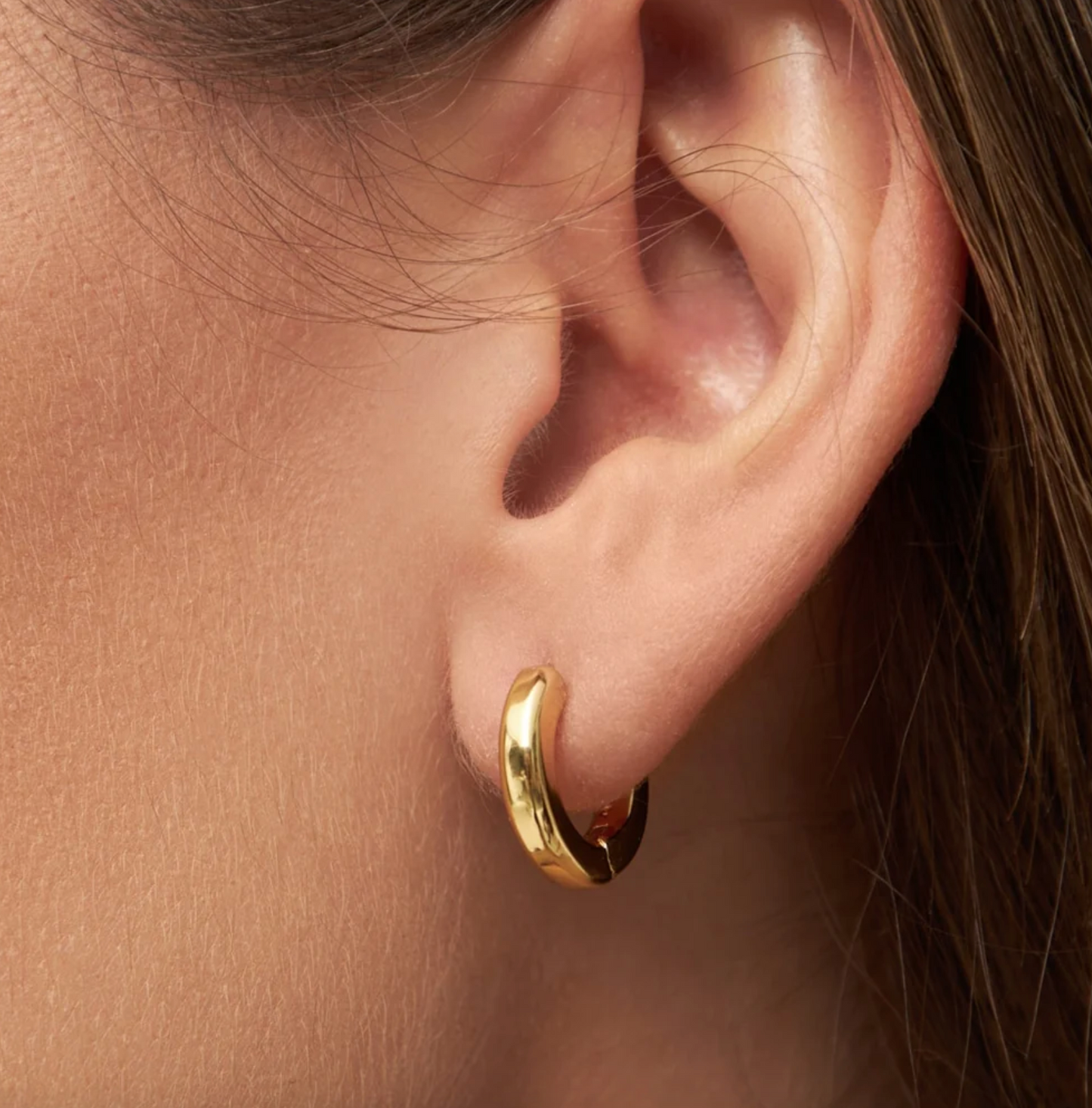 Lulu Copenhagen - Large Gold Buckle Hoop Earrings