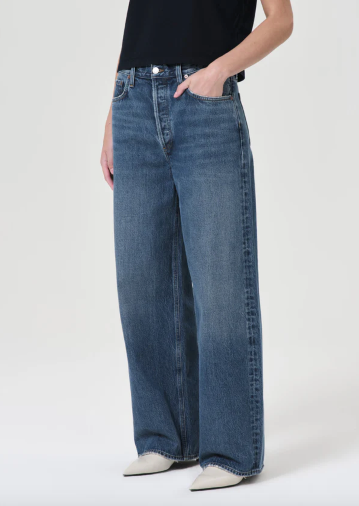 Essence Low Slung Baggy Jeans