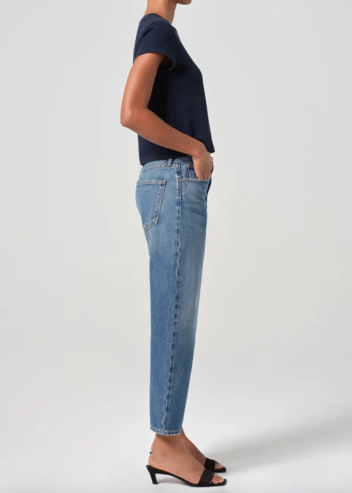 90s Crop Mid-Rise Loose Straight Essence Jeans