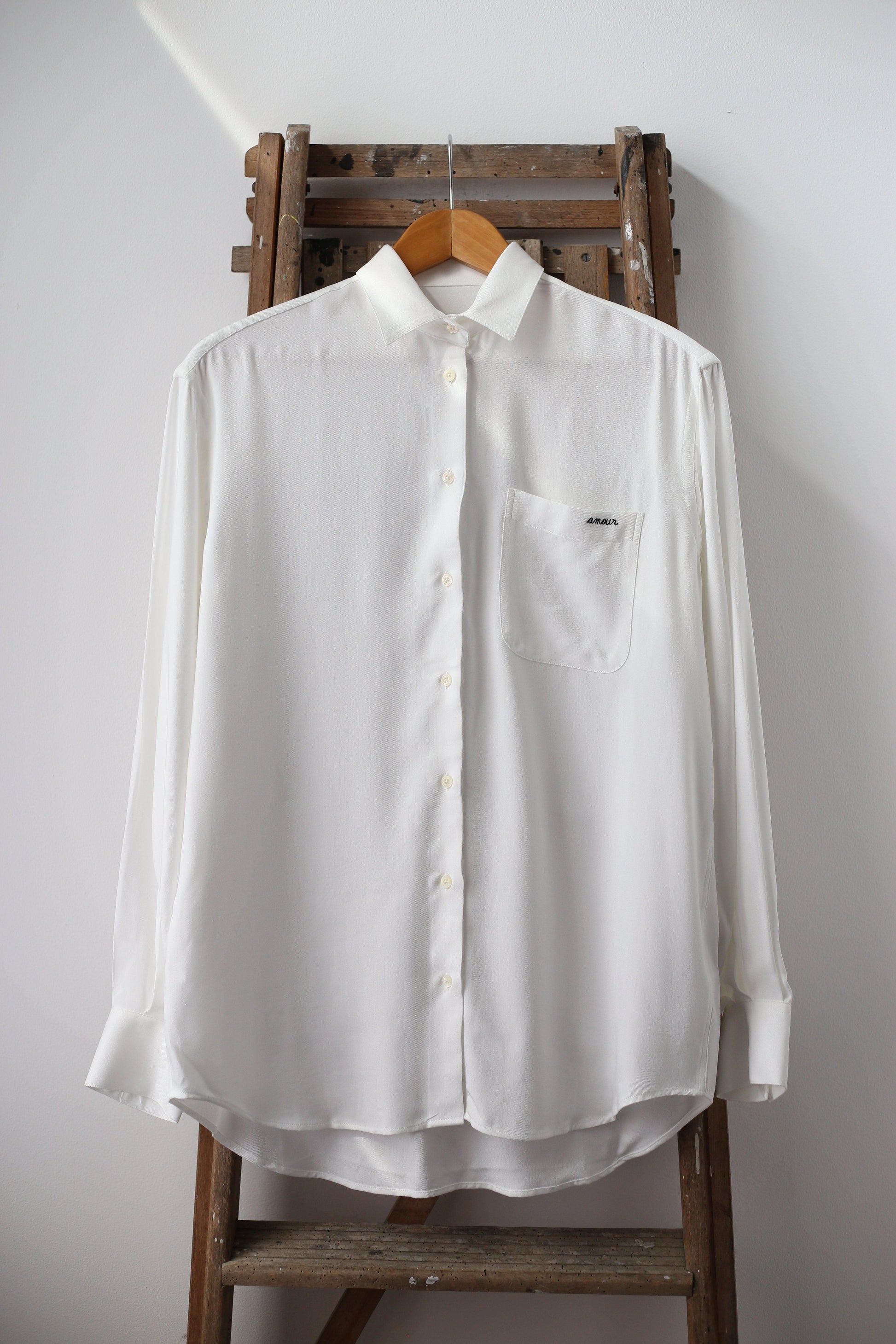 Amour Relaxed Ivory Shirt - 32 The Guild