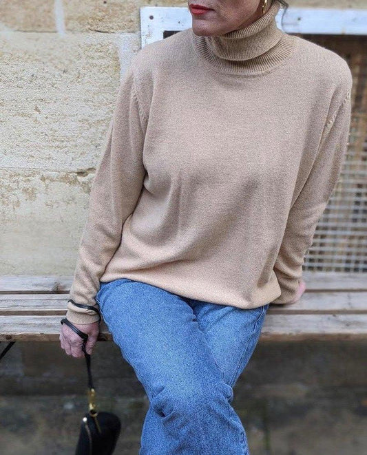 Jumper 1234 - Camel Classic Roll Collar Cashmere Jumper - 32 The Guild
