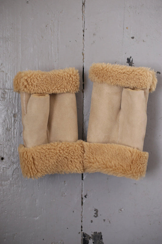 Camel Shearling Fingerless Mittens - 32 The Guild