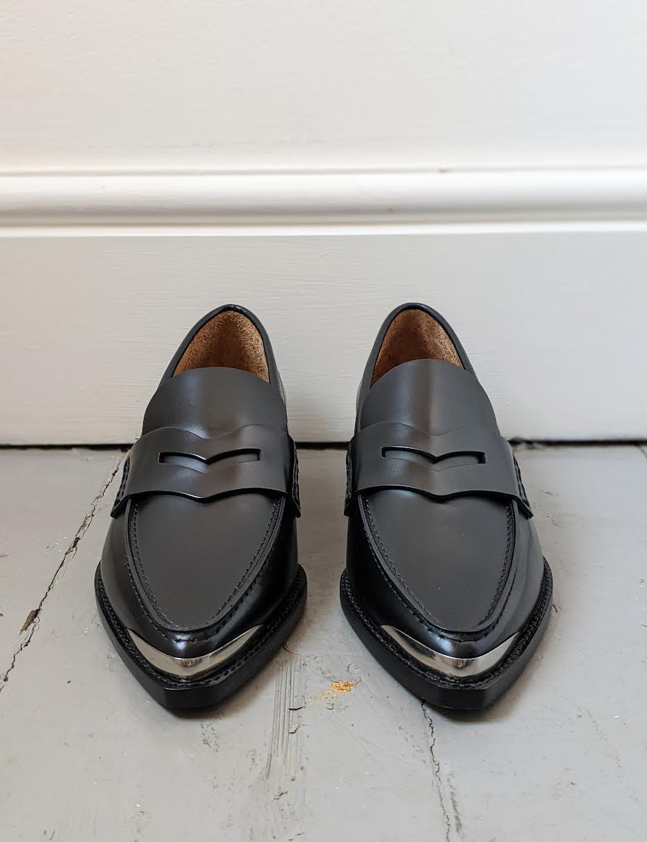 Isabel Marant Etoile - Fadee Black Leather Loafers - 32 The Guild 