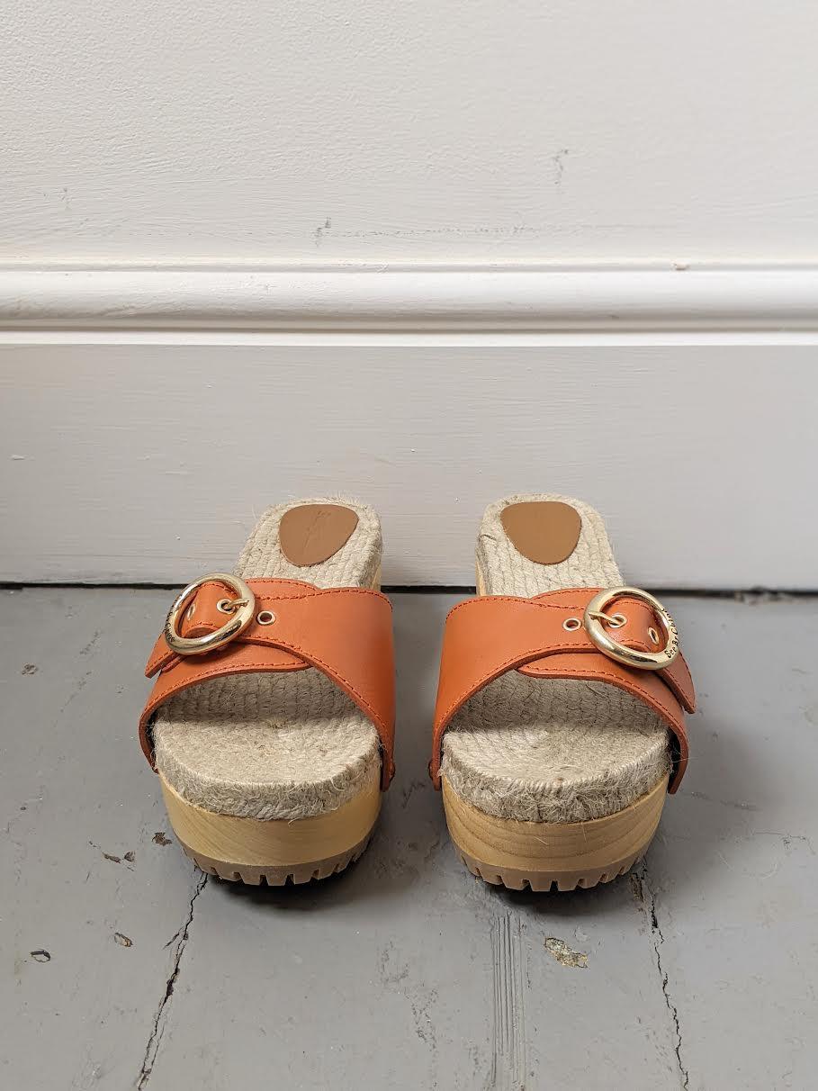 See By Chloe - Viviane Sunset Tan Clog Sandals - 32 The Guild 